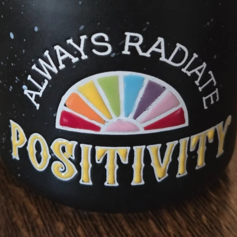 🎁❤️⭐🎁Positivity Mug Gift Set Bundle in a Vintage Green Wire Basket